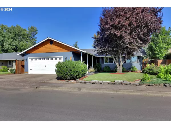 3395 WALTON LN, Eugene, OR 97408