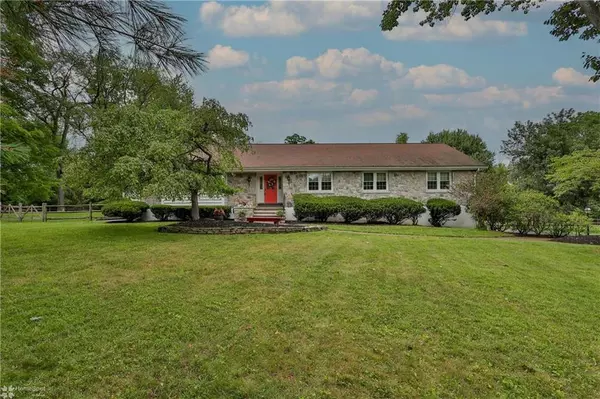 2001 Quarter Mile Road, Lower Saucon Twp, PA 18015