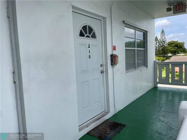 Lauderhill, FL 33313,1380 NW 43rd Terrace  #210