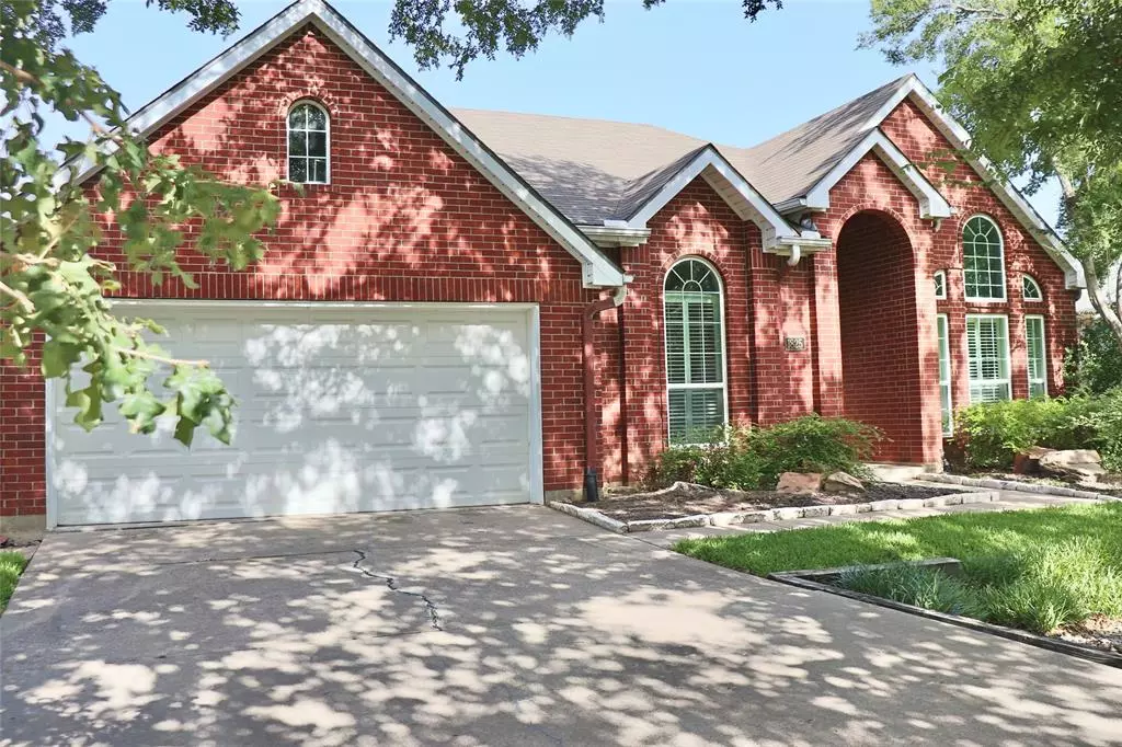 Grapevine, TX 76051,1825 Parkwood Drive