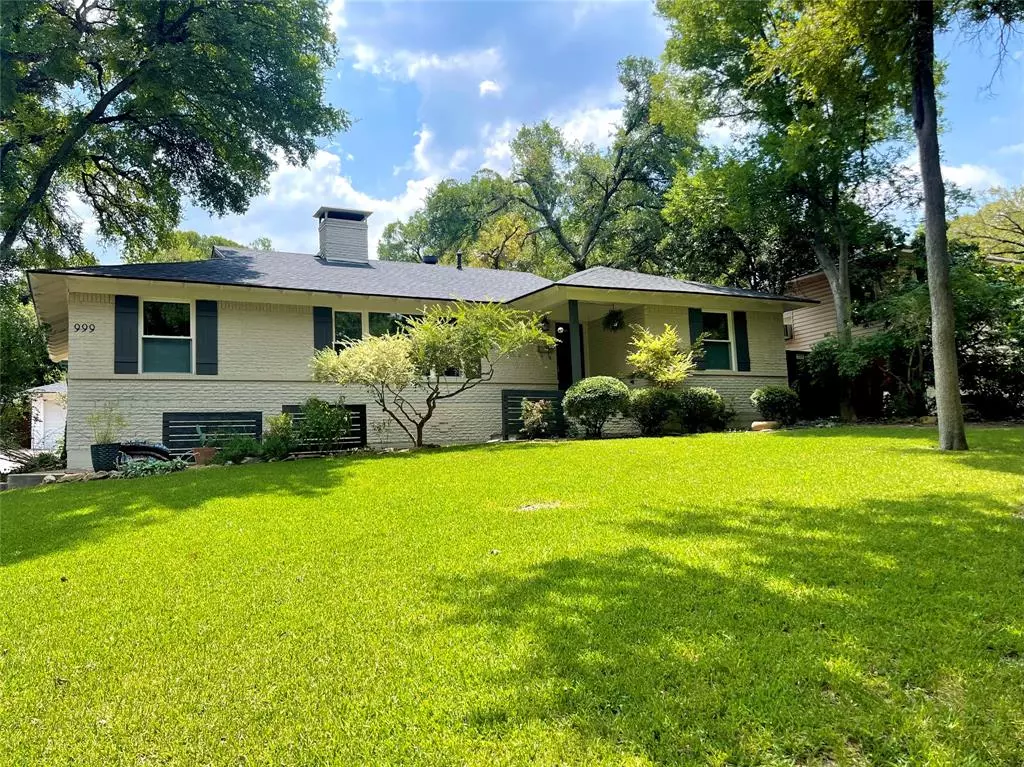 Dallas, TX 75218,999 S Rustic Circle