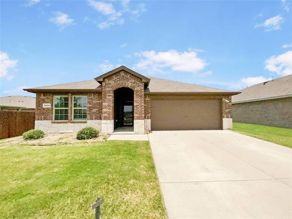 2009 Palestine Oak Drive, Royse City, TX 75189