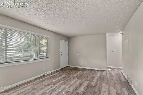 Pueblo, CO 81001,2130 E 6th ST #2132