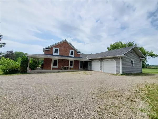 Brockville, ON K6V 5T5,5612 KAVANAGH RD