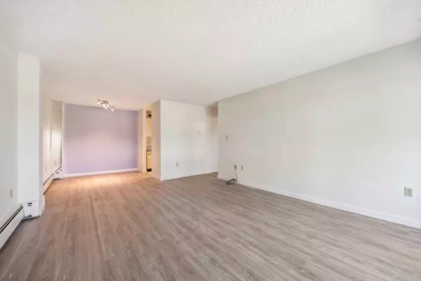 Calgary, AB T2V 4V9,820 89 AVE SW #231