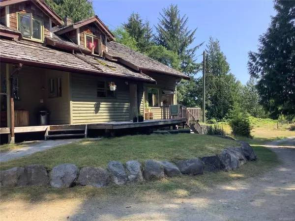 305 Kaleva Rd,  Sointula,  BC V0N 3E0