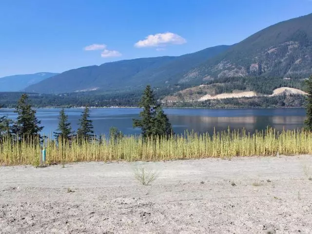 South Shuswap, BC V0E 2X1,4 3648 BRAELYN ROAD