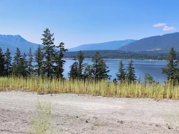 South Shuswap, BC V0E 2X1,4 3648 BRAELYN ROAD