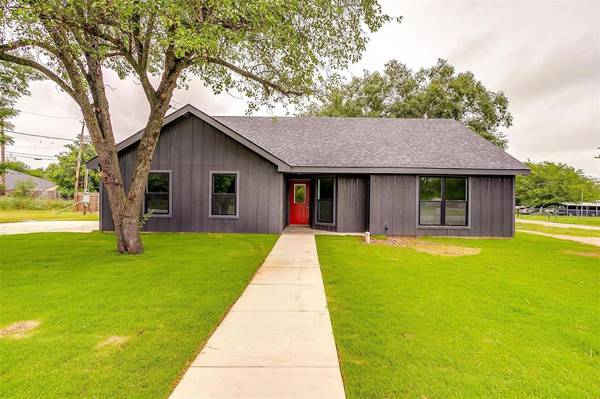 100 W Hoover Avenue, Whitney, TX 76692