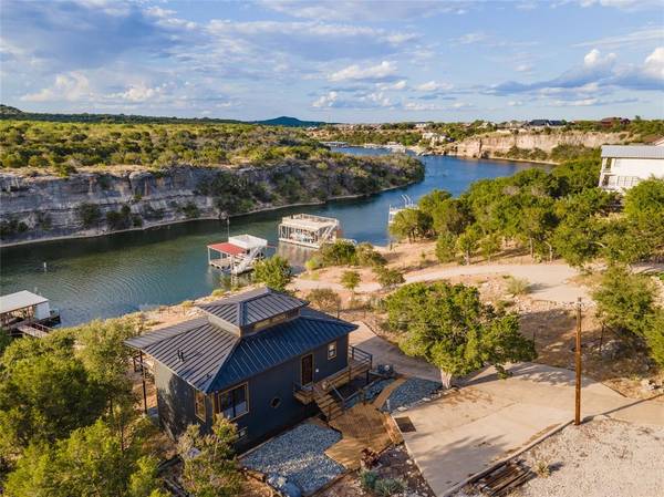 1032 Bluff Creek Drive, Possum Kingdom Lake, TX 76475