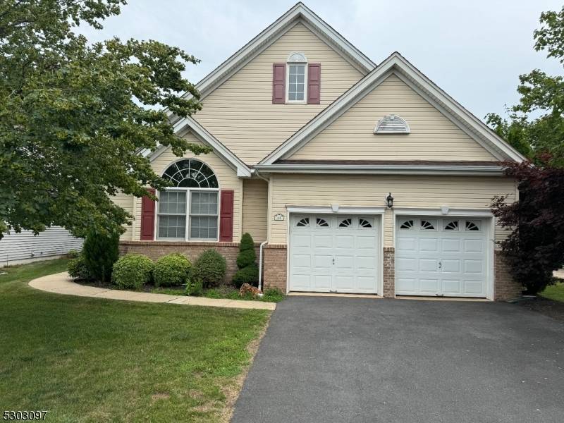 14 Witherspoon Way, Franklin Twp., NJ 08873
