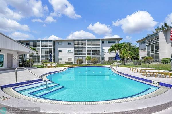 Hallandale Beach, FL 33009,700 Layne Blvd  #315