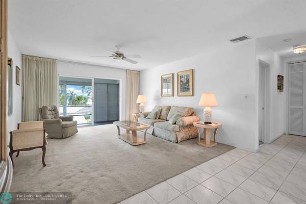 Hallandale Beach, FL 33009,700 Layne Blvd  #315