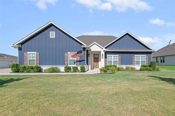 1506 Back Stretch Road, Justin, TX 76247