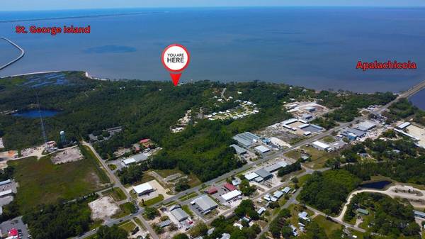 112 S Bay Shore Dr, Eastpoint, FL 32328