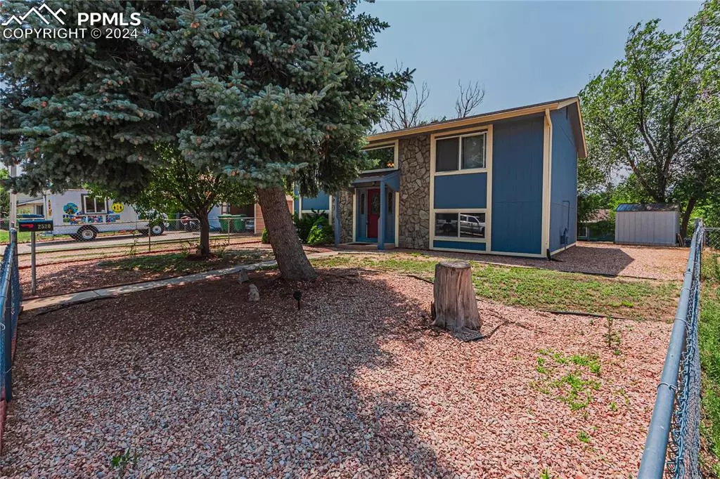 Colorado Springs, CO 80916,2520 Gina DR