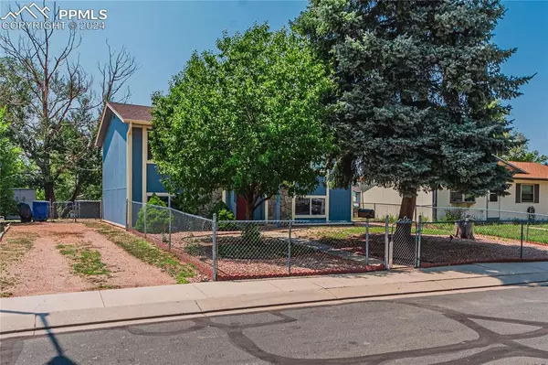 Colorado Springs, CO 80916,2520 Gina DR