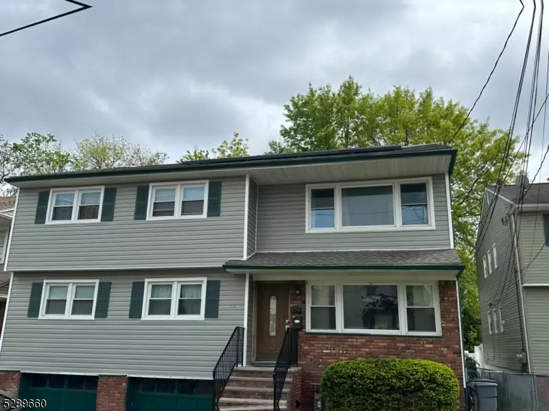 12 Roosevelt Dr, Hillside Twp., NJ 07205