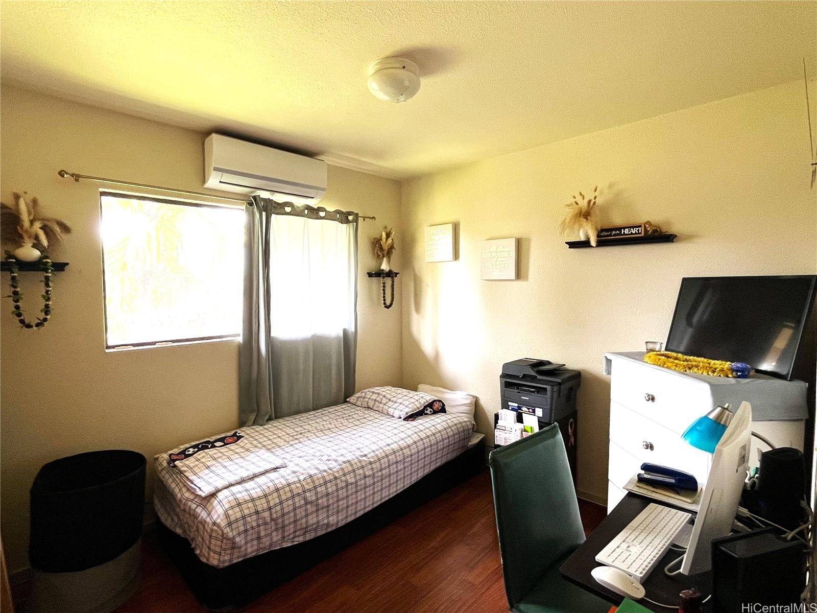 Waianae, HI 96792,89-1061 Pikaiolena Street