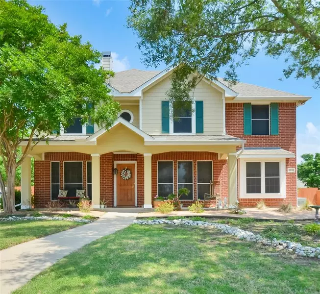 2712 Rocky Creek Drive, Mansfield, TX 76063