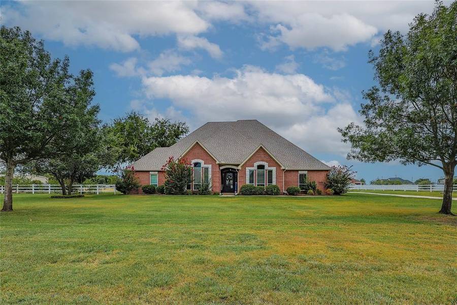 1925 Fairway Bend Drive, Haslet, TX 76052