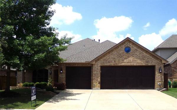 9729 Ben Hogan Lane, Fort Worth, TX 76244