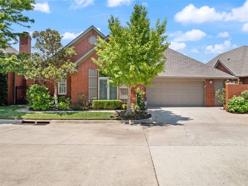 2825 NW Grand Boulevard #29, Oklahoma City, OK 73116