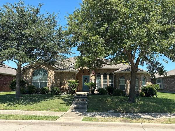 1222 Blue Brook Drive, Rockwall, TX 75087