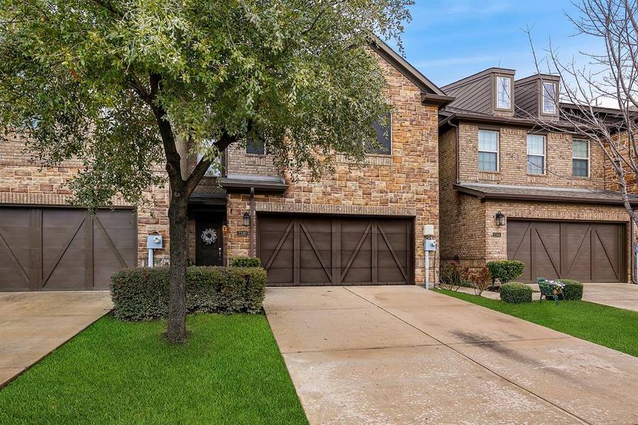 2340 Aspermont Way, Lewisville, TX 75067