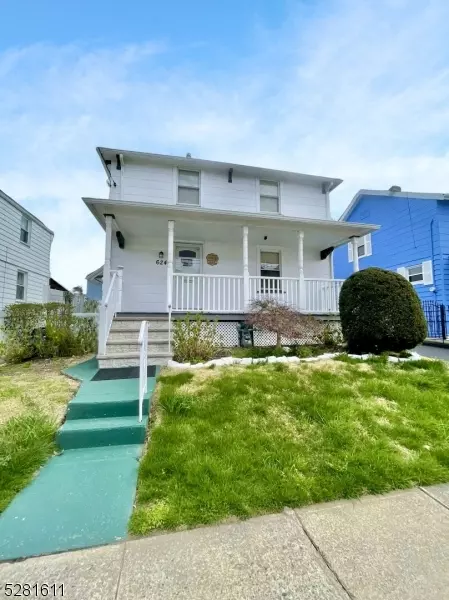 624 Green St, Elizabeth City, NJ 07202