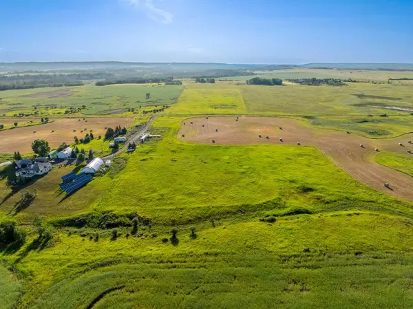 Rural Rocky View County, AB T3Z 2Y6,33130 Township Road 241