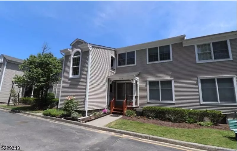 120 Willard St #19, Pompton Lakes Boro, NJ 07442