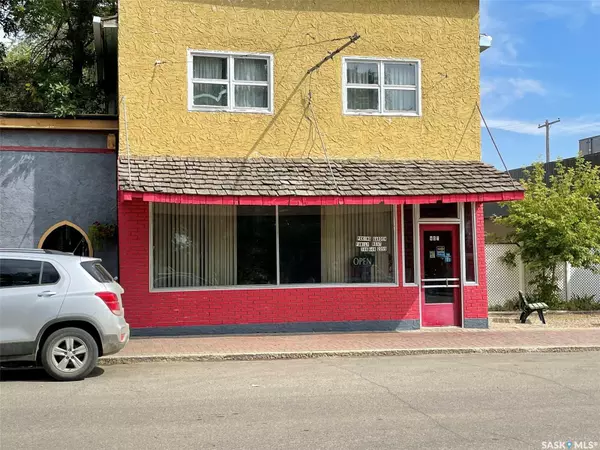 407 Main STREET, Gravelbourg, SK S0H 1X0