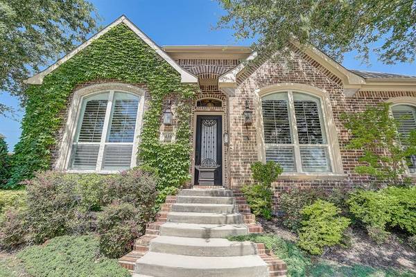 436 King Galloway Drive, Lewisville, TX 75056