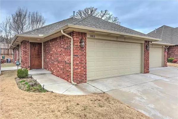 Edmond, OK 73013,13813 Oxford Drive