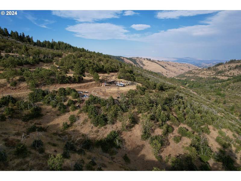 8800 Upper Mill Creek RD, The Dalles, OR 97058