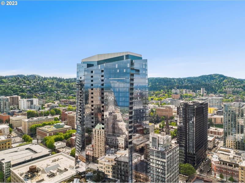 550 SW 10th AVE #2109, Portland, OR 97205