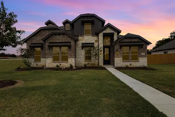 1807 Osage Court, Desoto, TX 75115