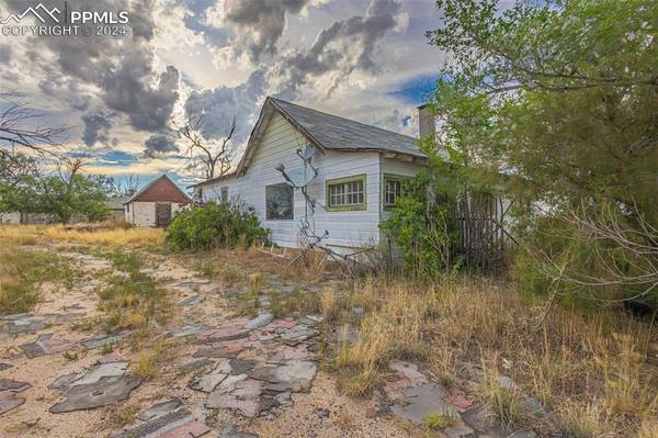 38355 Shear RD, Yoder, CO 80864