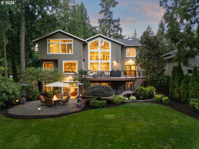 4540 DOGWOOD DR, Lake Oswego, OR 97035