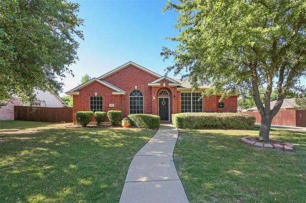 413 Lakefield Drive, Murphy, TX 75094