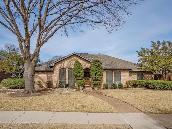 824 Woodmoor Drive, Coppell, TX 75019