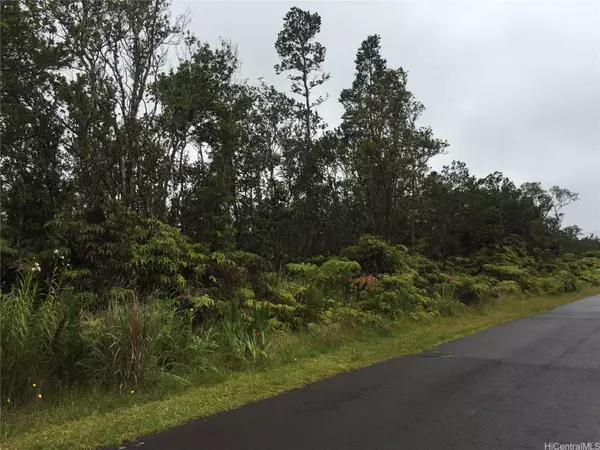 NA Ohialani Road, Volcano, HI 96785