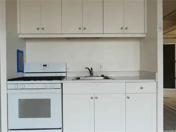 1550 Wilder Avenue #A604, Honolulu, HI 96822