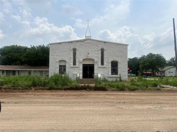 600 N Breckenridge Avenue,  Breckenridge,  TX 76424