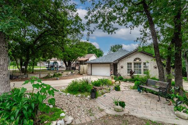 240 Cotton Drive,  Mansfield,  TX 76063