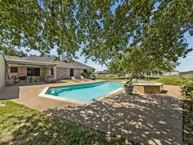 11104 Jennifer Circle, Forney, TX 75126