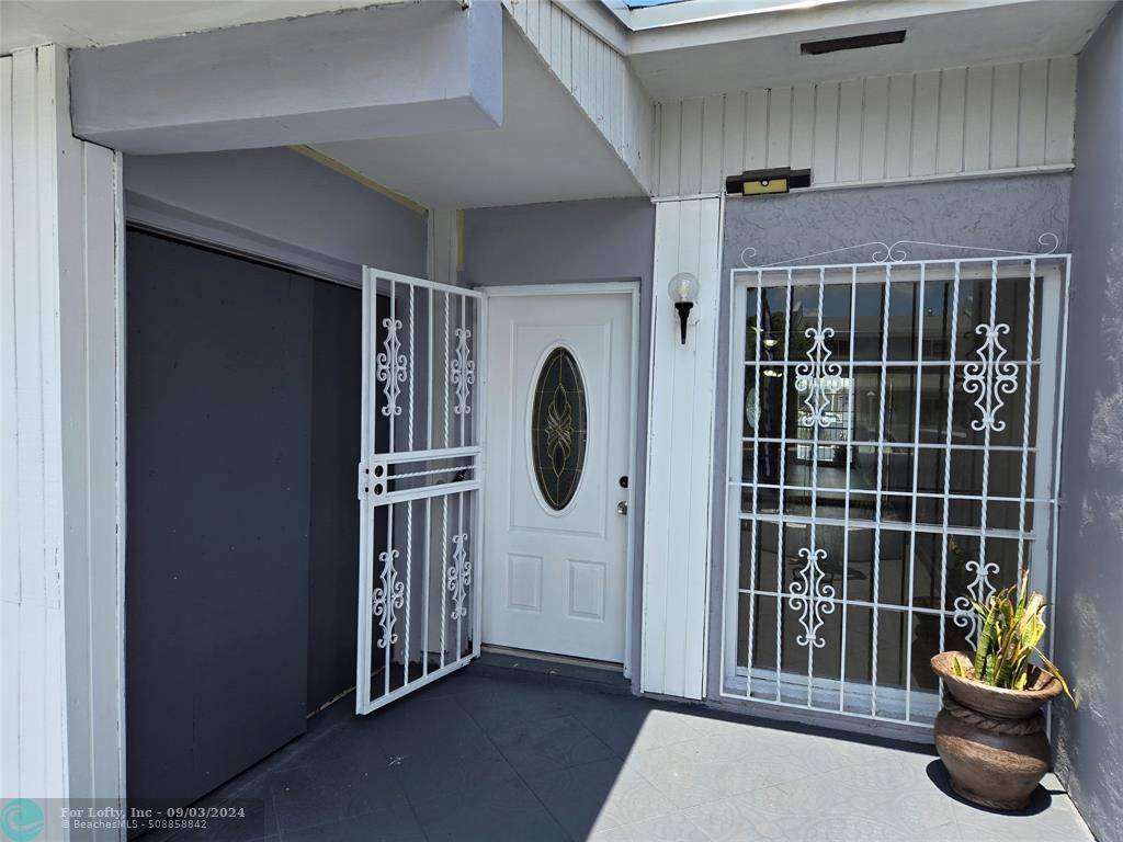 Miami Gardens, FL 33055,19583 NW 55th Circle Pl #19583
