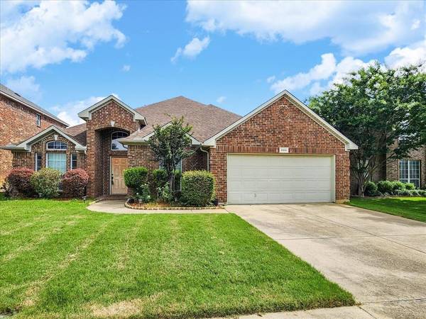 509 Crownpoint Lane,  Arlington,  TX 76002