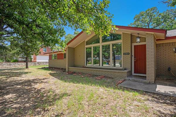 203 Shady Oak Road, Keene, TX 76059